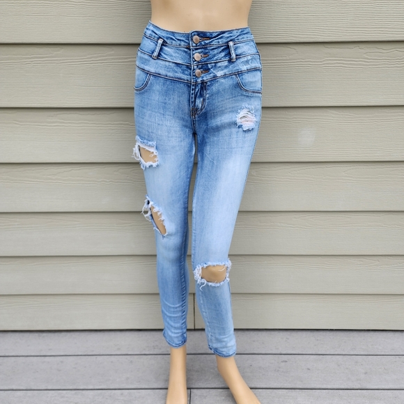 REFUGE | 3 Button Distressed Skinny Jeans - Picture 1 of 10